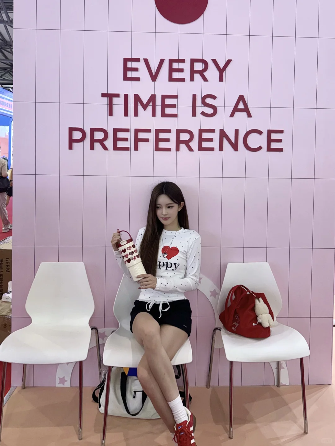 上海日用百货展！看到漂酿杯子走不动啊?