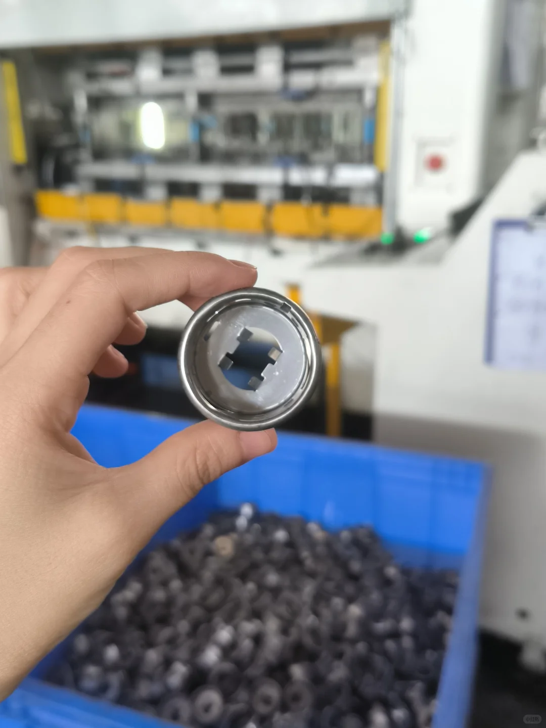 揭秘五金冲压厂！99%人都不知道的真相