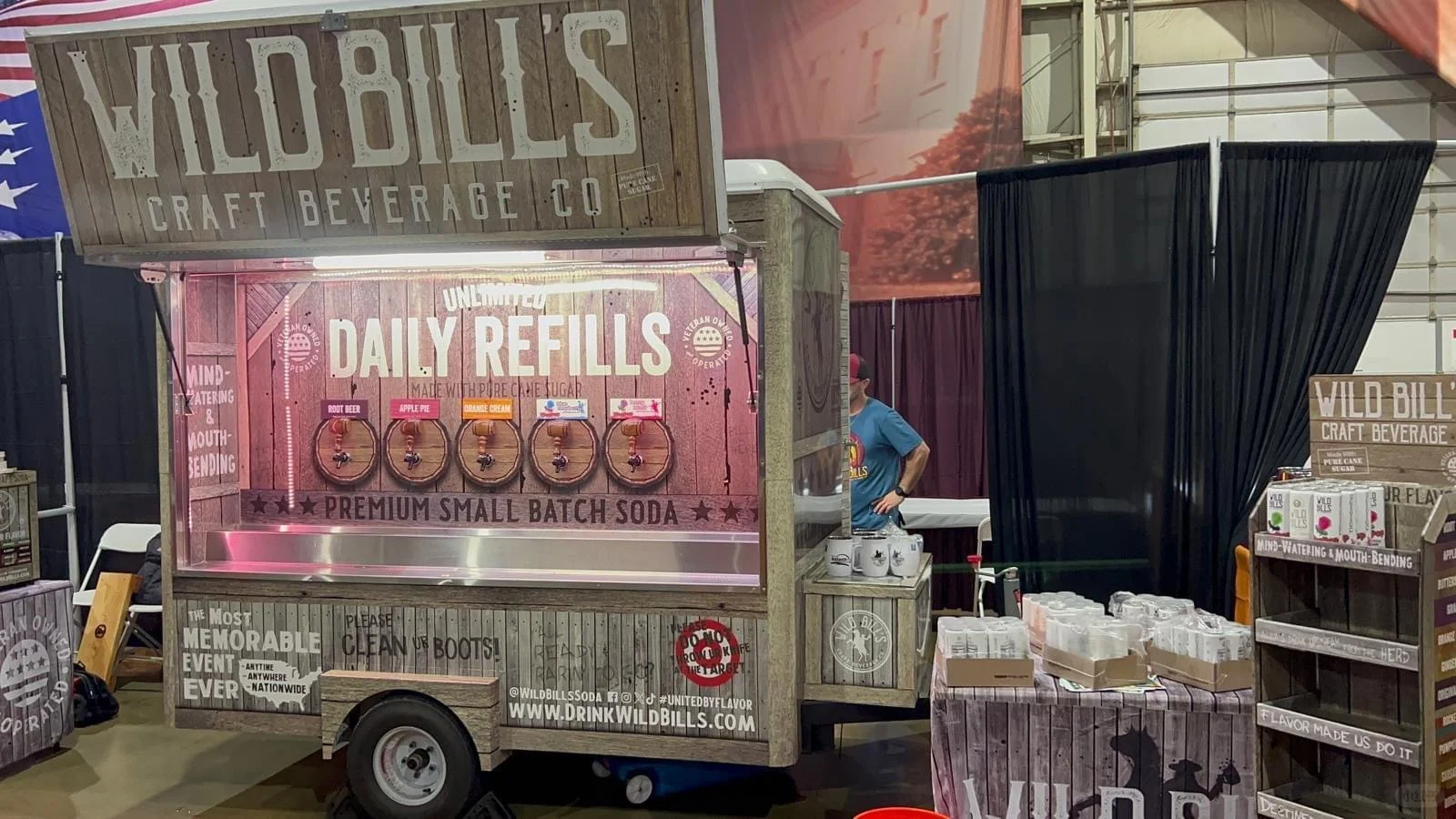 参加美国便利店展销会