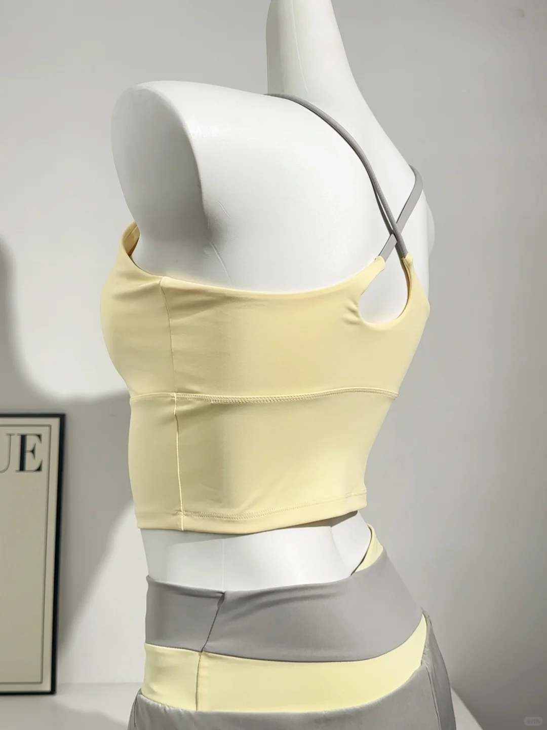 ?瑜伽人必备！多巴胺吊带背心！才23?