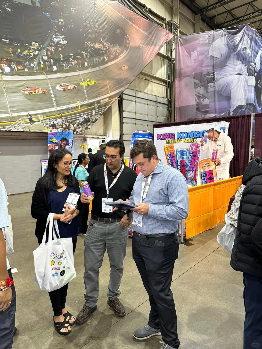 参加美国便利店展销会