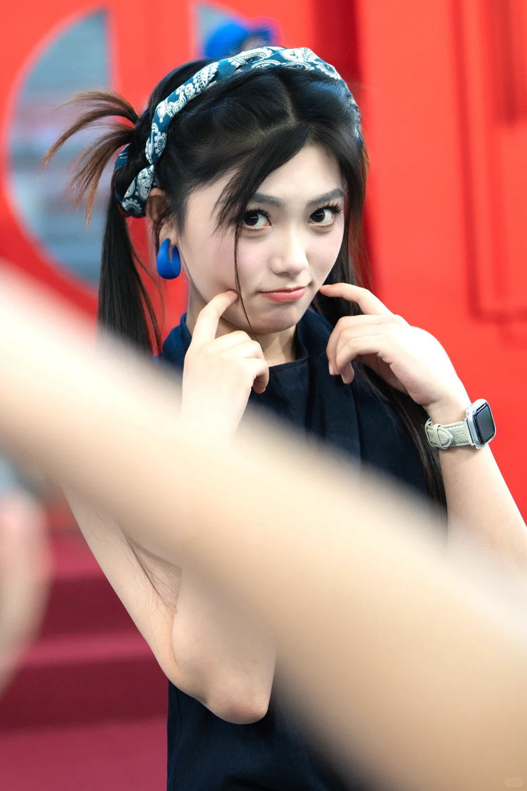 上海视觉影像产业展，?到古灵精怪的小姐姐