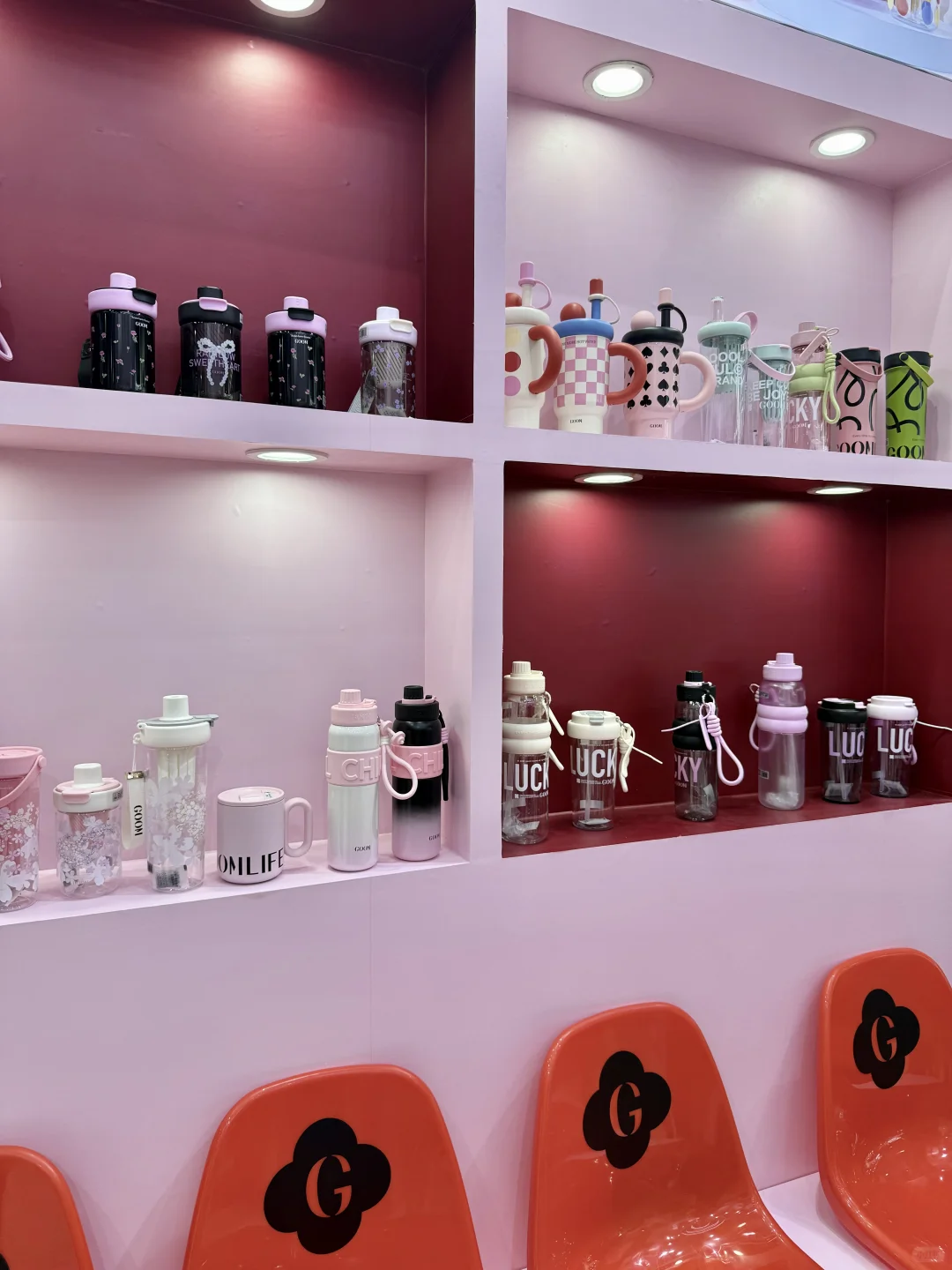 上海日用百货展！看到漂酿杯子走不动啊?