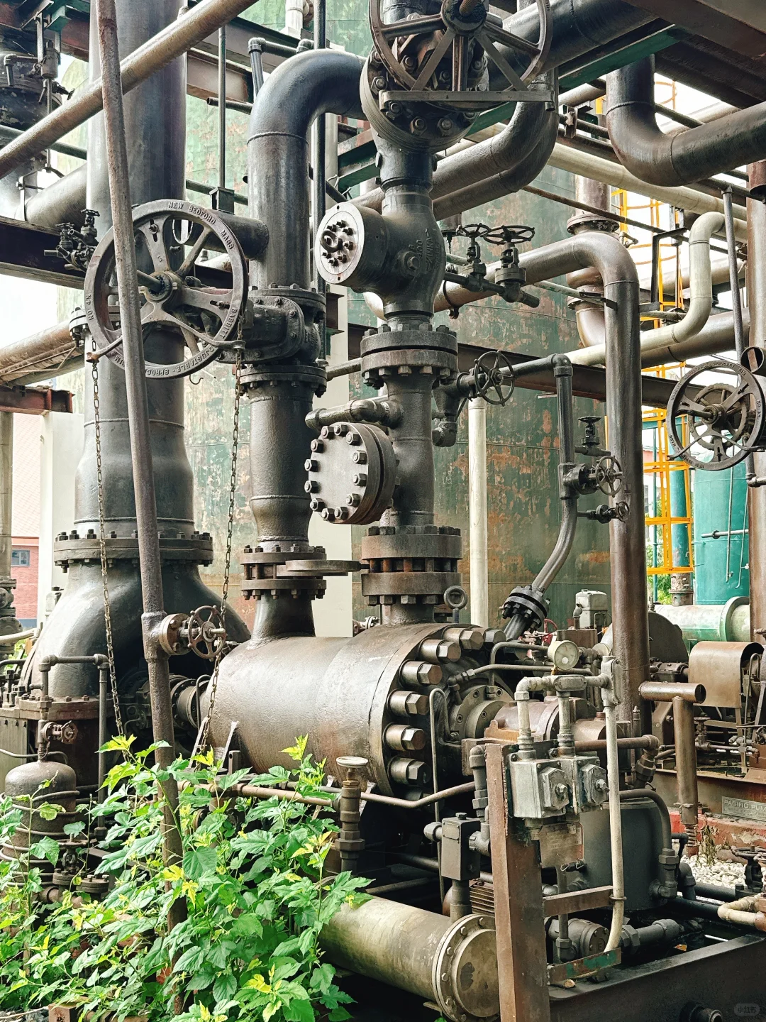 沧州工厂硬朗风网红地：大化工业遗存文化区