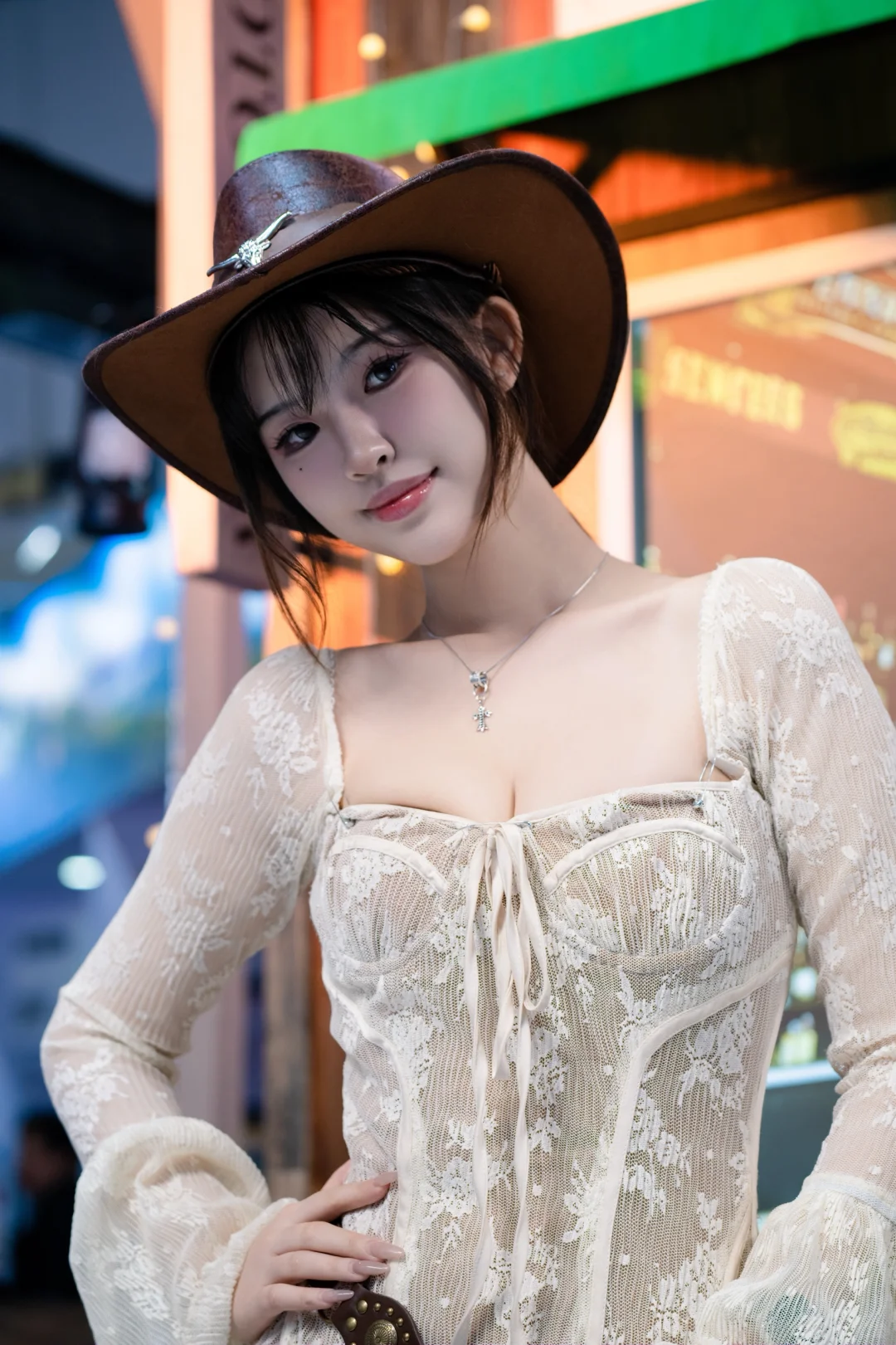 参加展会哪有拍模特妙啊