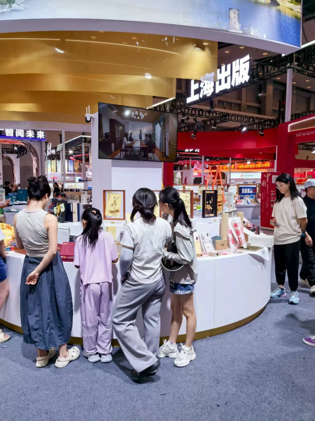 新汇文在重庆国博中心杀疯了!