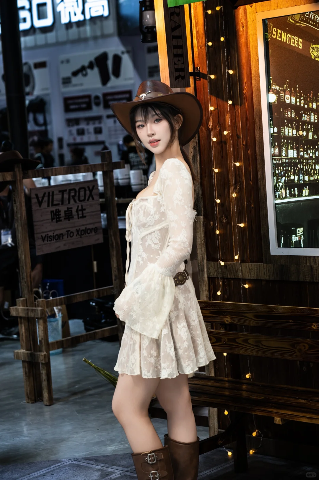 参加展会哪有拍模特妙啊