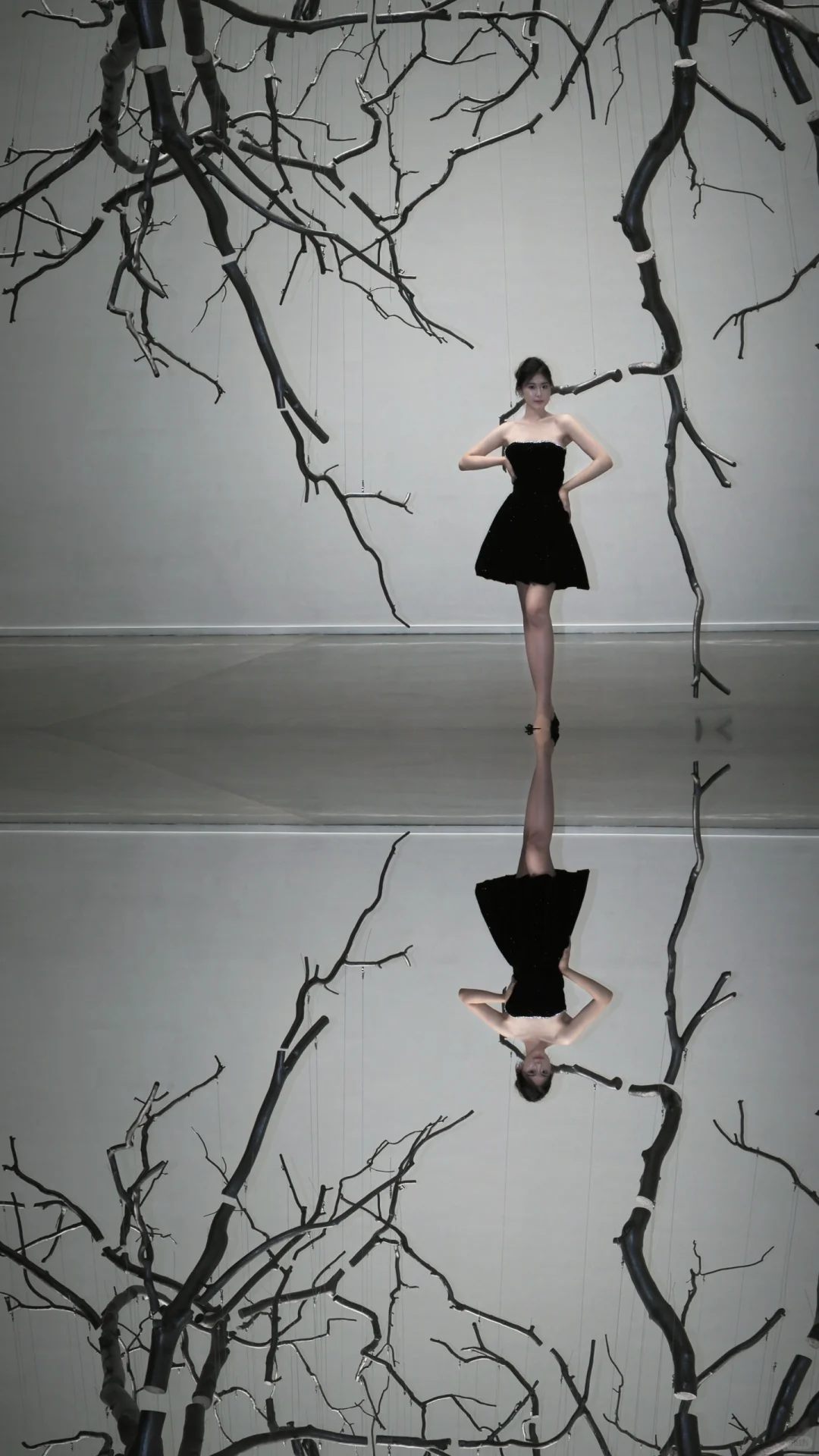 ?闯入巨型集装箱里的艺术宇宙一西贝贝