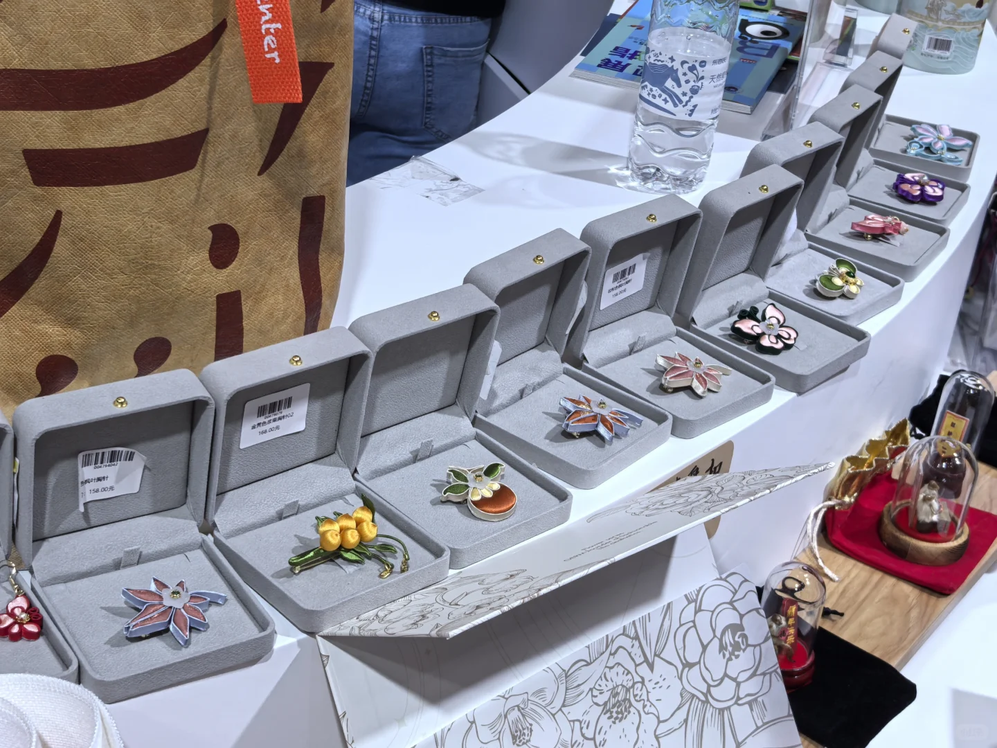 新汇文在重庆国博中心杀疯了!