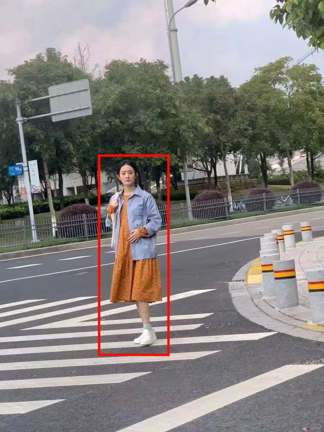 我嘞个…赵丽颖现实就这样啊？？？