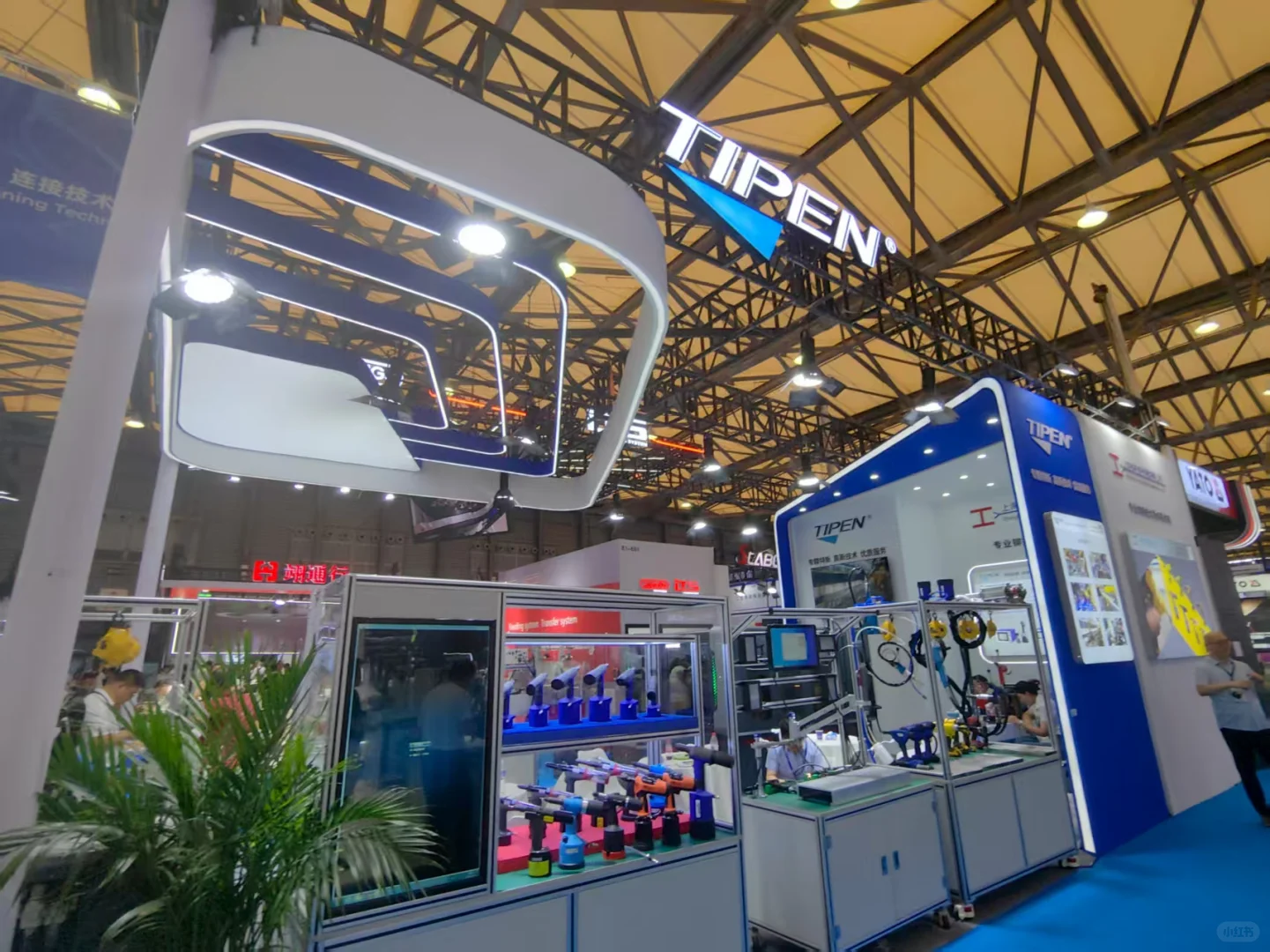 终于去到机器人展了机器人展