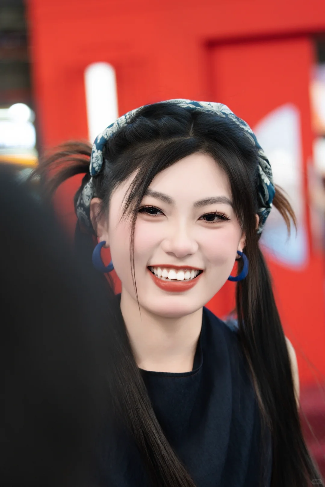 上海视觉影像产业展，?到古灵精怪的小姐姐