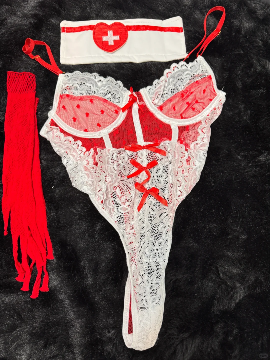 左滑帮我穿上！！红色真的炒鸡显白！！