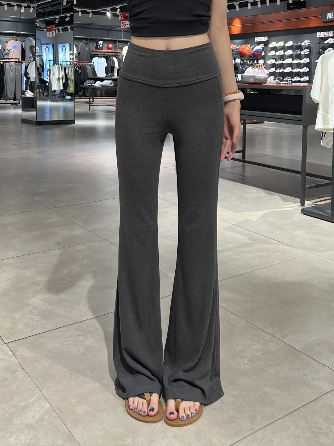 vocal！！50➕?这微喇瑜伽裤巨显瘦！！！太绝了