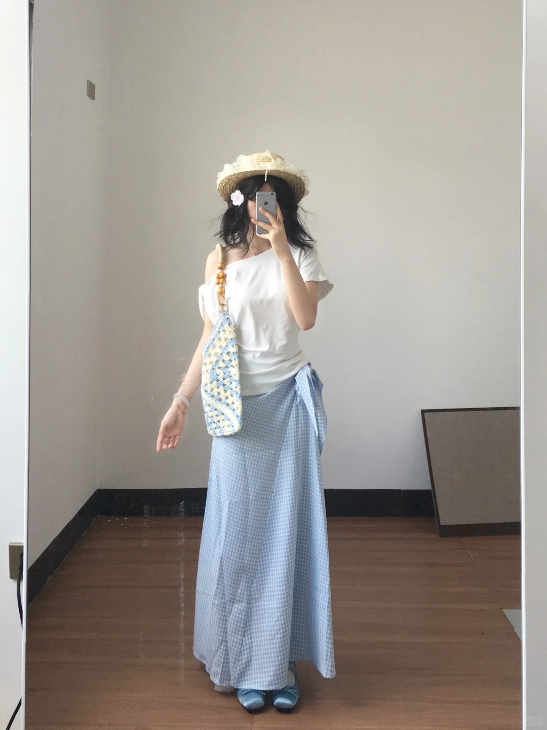 和crush去海边穿哪套呀！！！