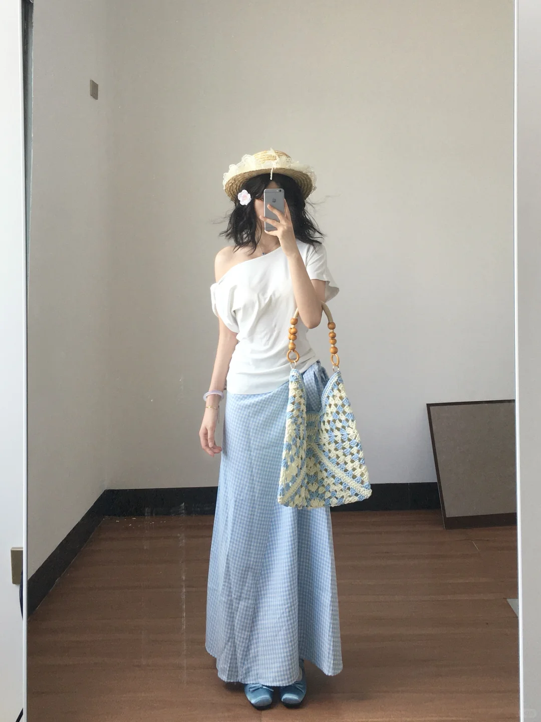 和crush去海边穿哪套呀！！！