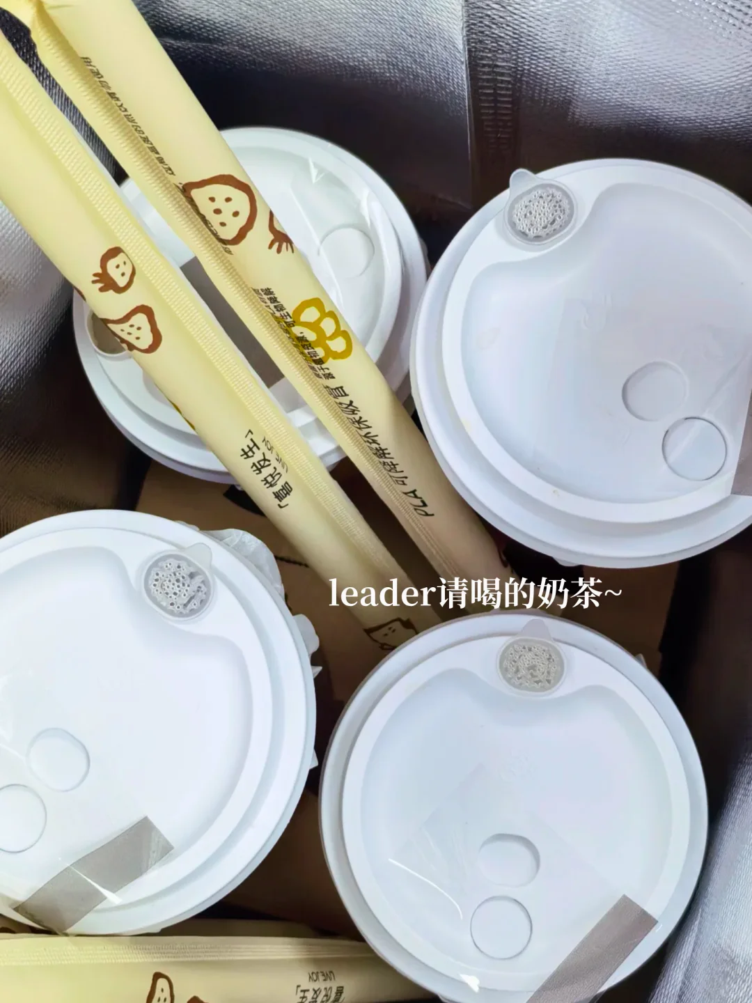 深圳双休不加班的海外社媒上班都在干嘛