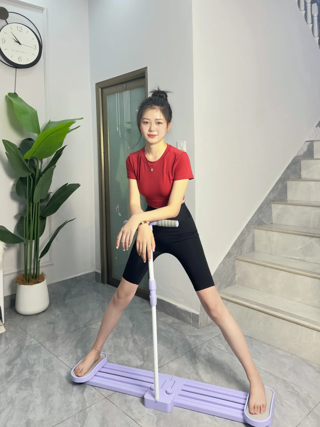 宅家滑雪机暴汗?瑜伽裤显瘦真香！