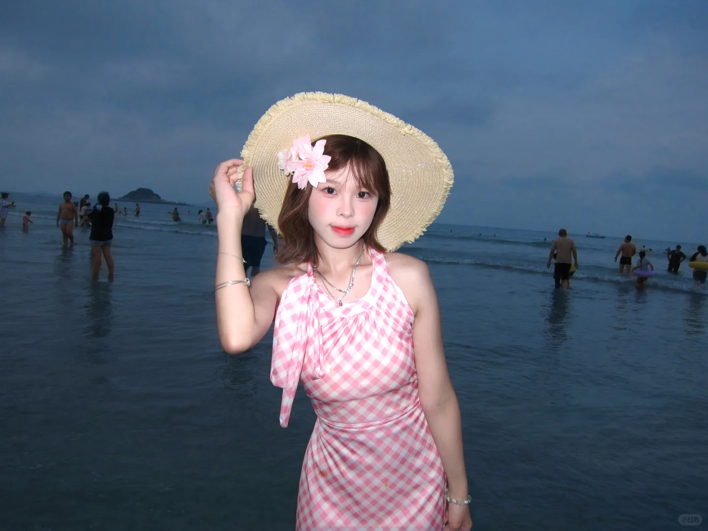 海边穿搭?四选一！哪件最出片呀