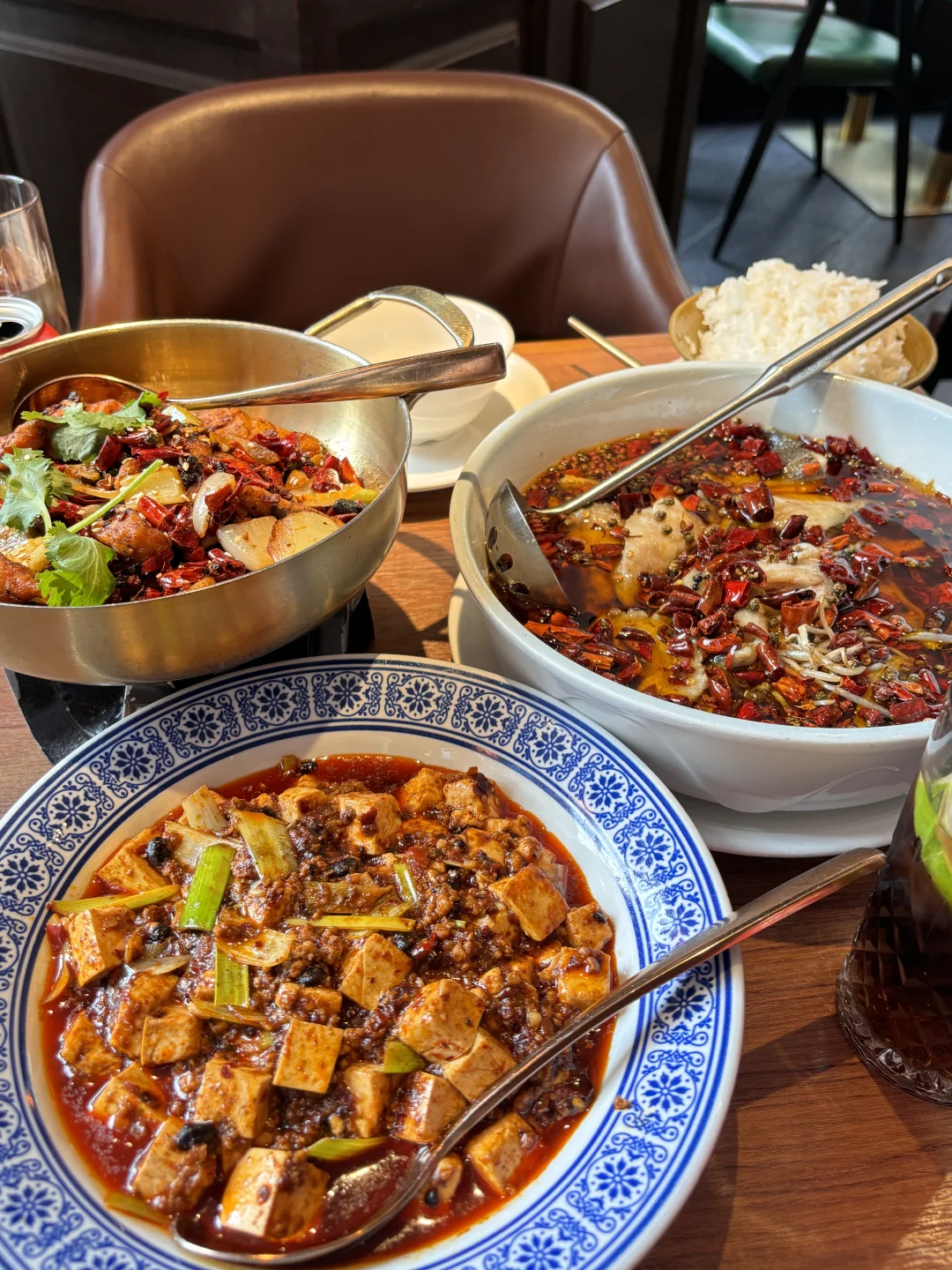 ??伦敦常年排队王 连续19年获米其林?️