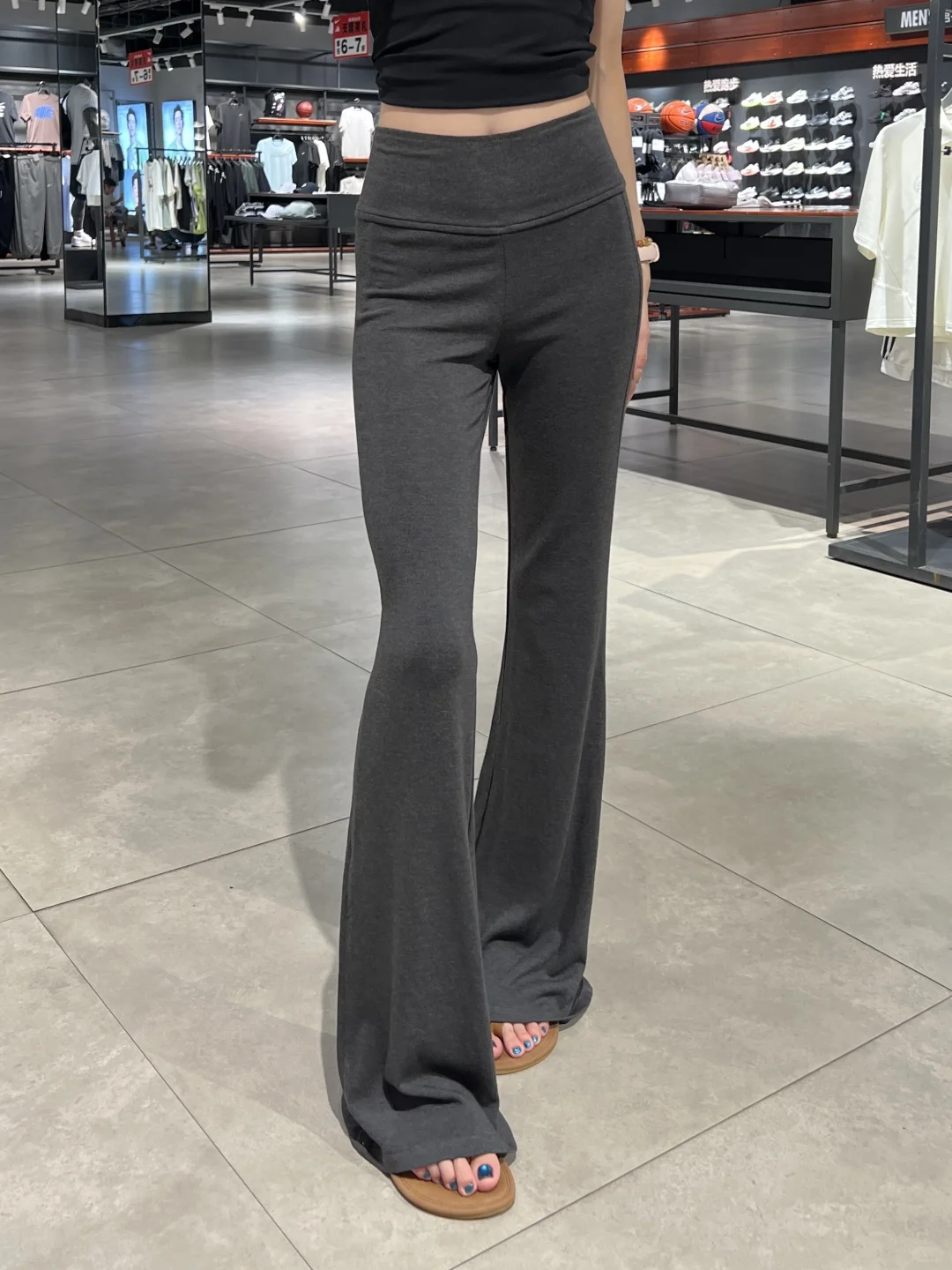 vocal！！50➕?这微喇瑜伽裤巨显瘦！！！太绝了