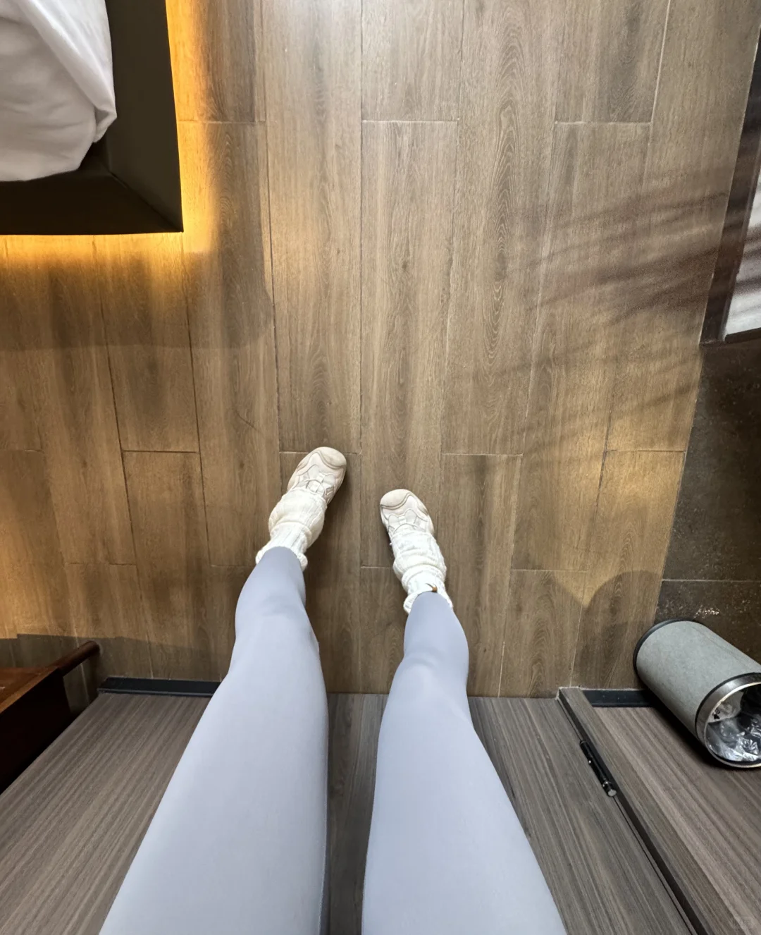 又是穿瑜伽裤出门的一天