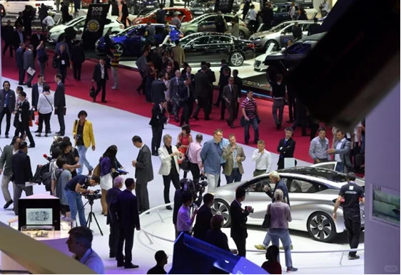 法国汽车工业展（Equip Auto）