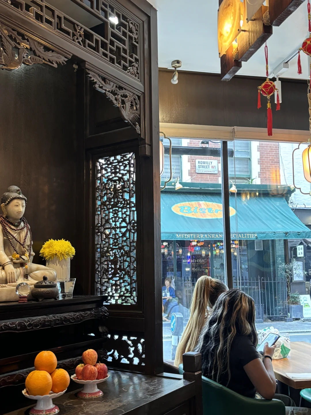 ??伦敦常年排队王 连续19年获米其林?️