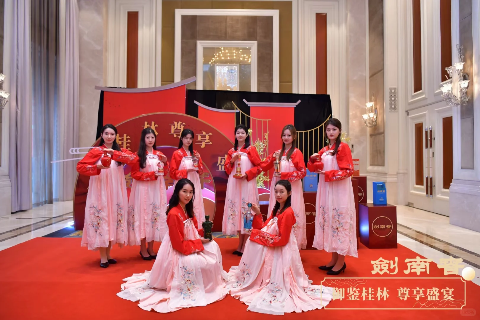 重庆有迎宾剪彩礼仪会议晚宴礼仪展会礼仪