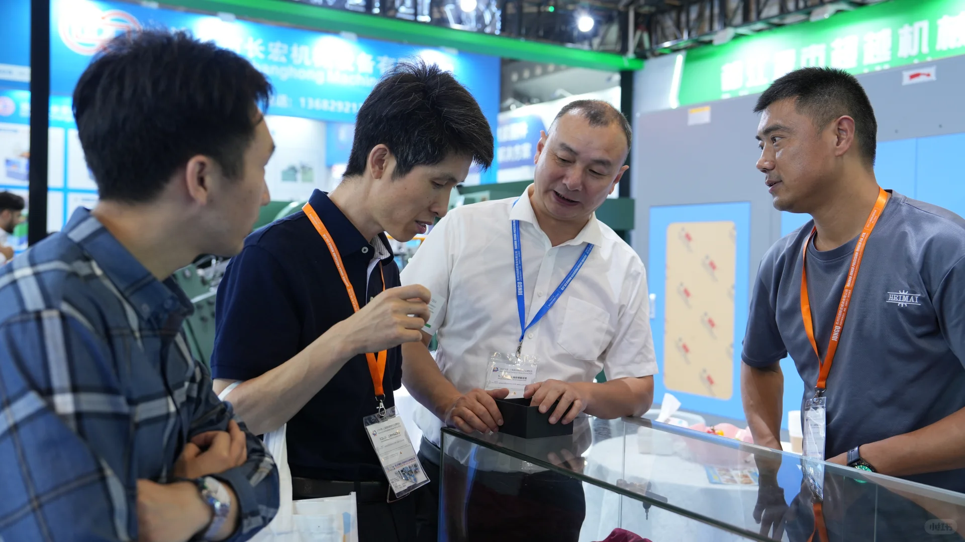 斯塔比奥技术团队探访上海紧固件工业博览会