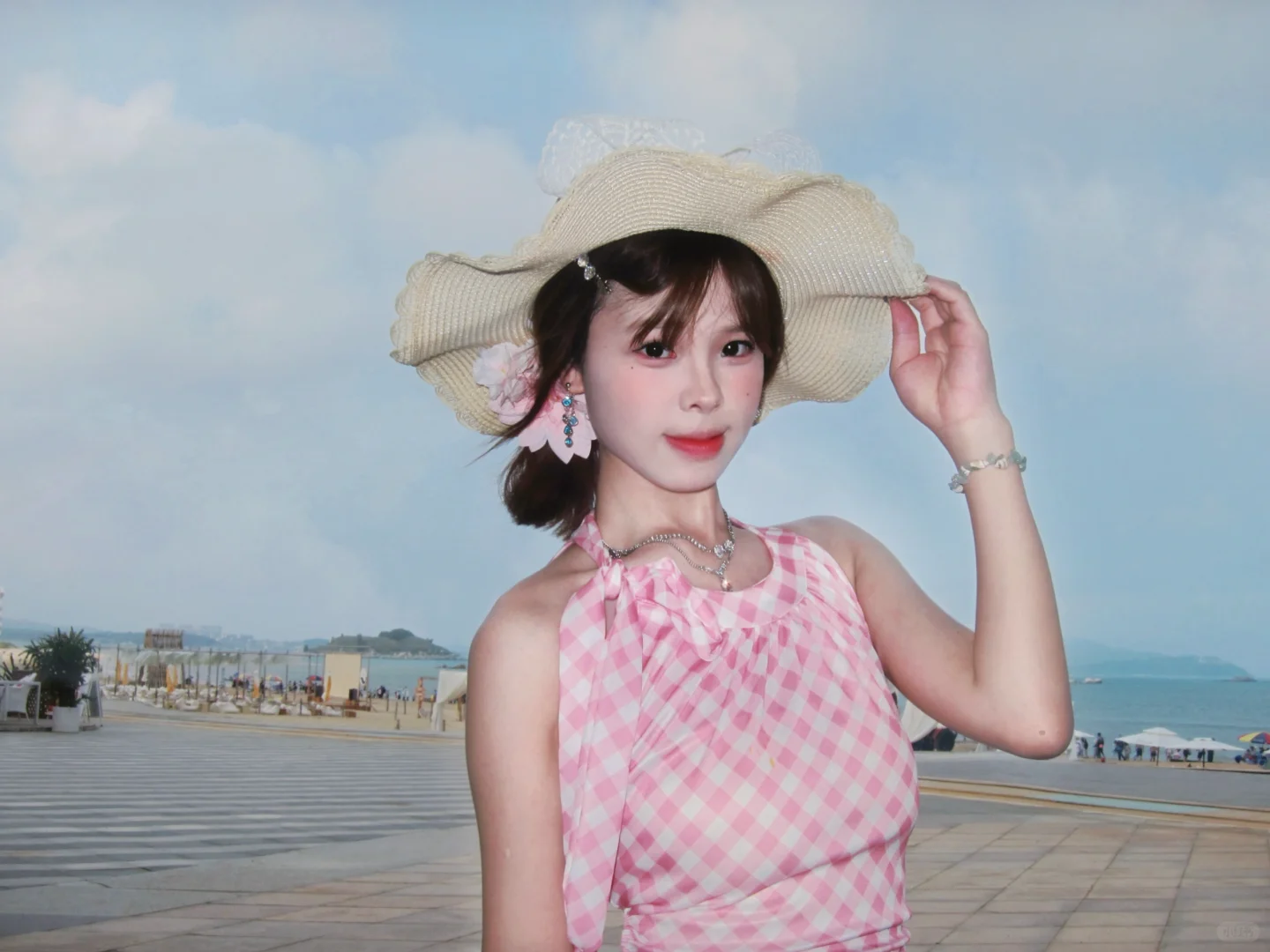 海边穿搭?四选一！哪件最出片呀