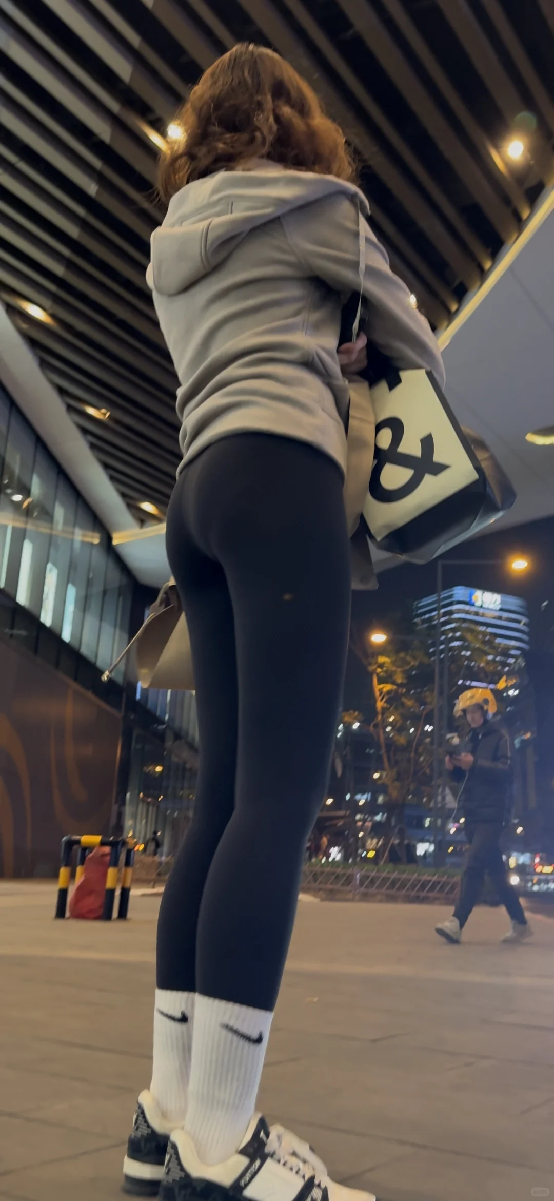 街拍瑜伽裤4k超高清视频