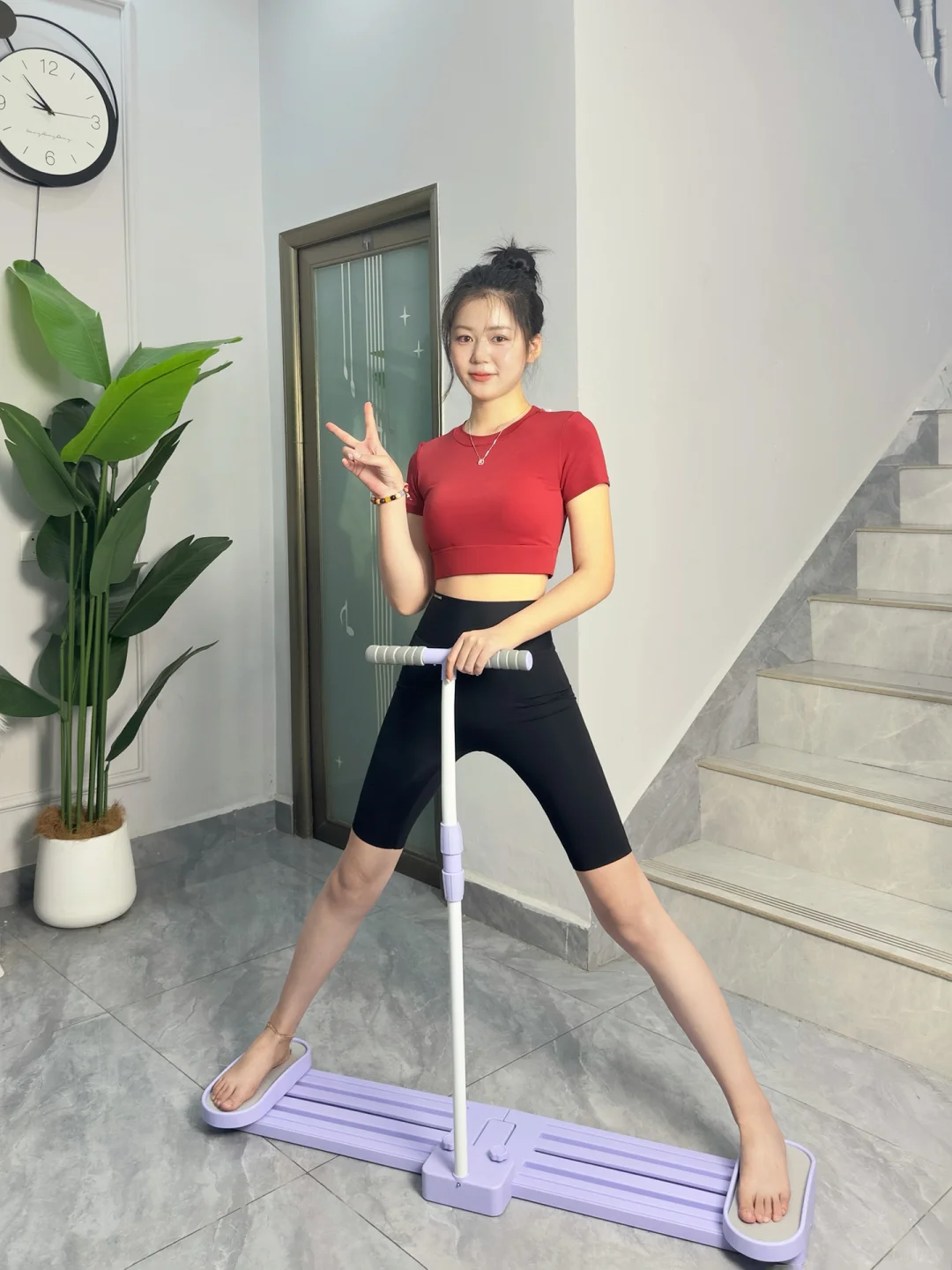 宅家滑雪机暴汗?瑜伽裤显瘦真香！