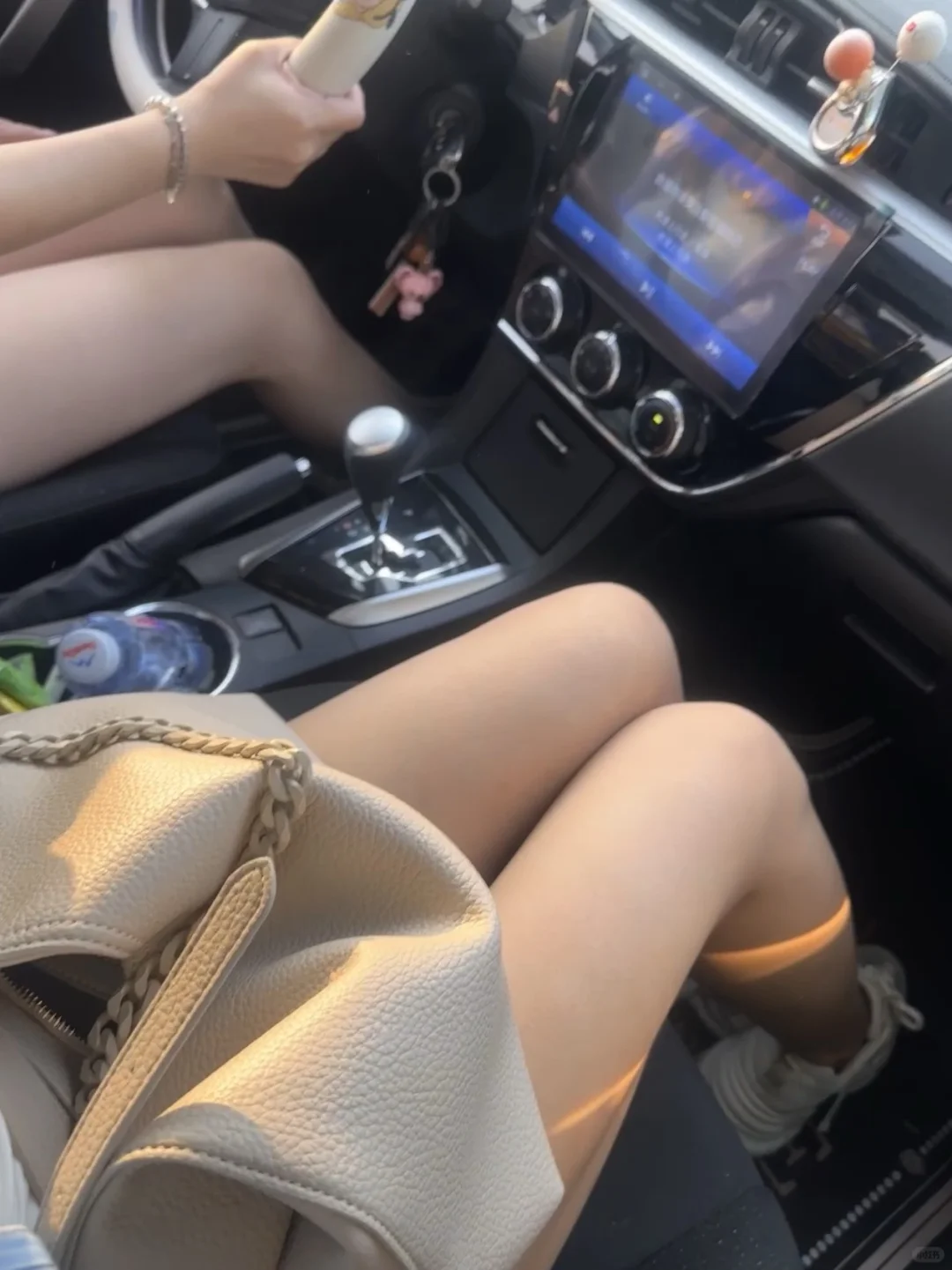 和闺儿难忘的烟台之旅——孤独的鲸