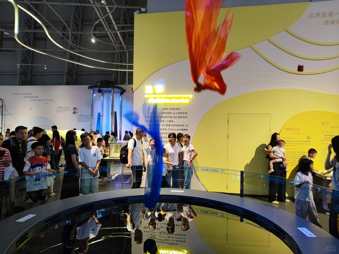 周末带娃逛科技展挖到宝！这些设计墙面绝了