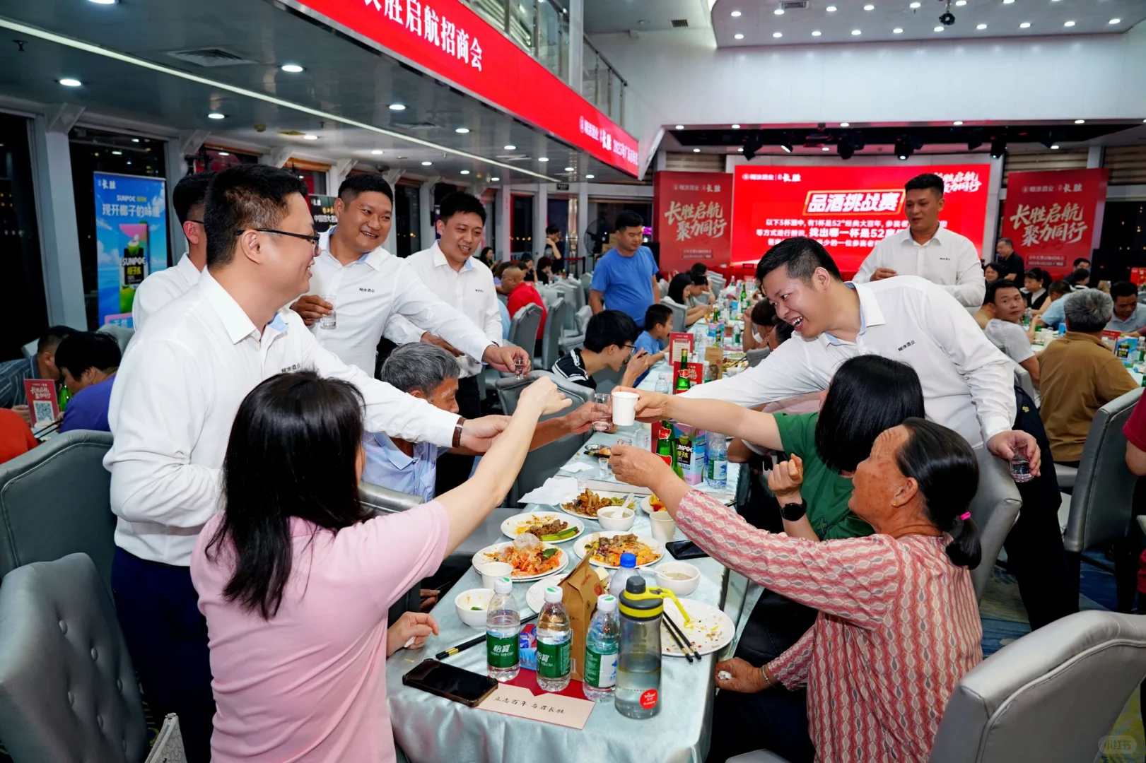 人山人海我是惊呆了！