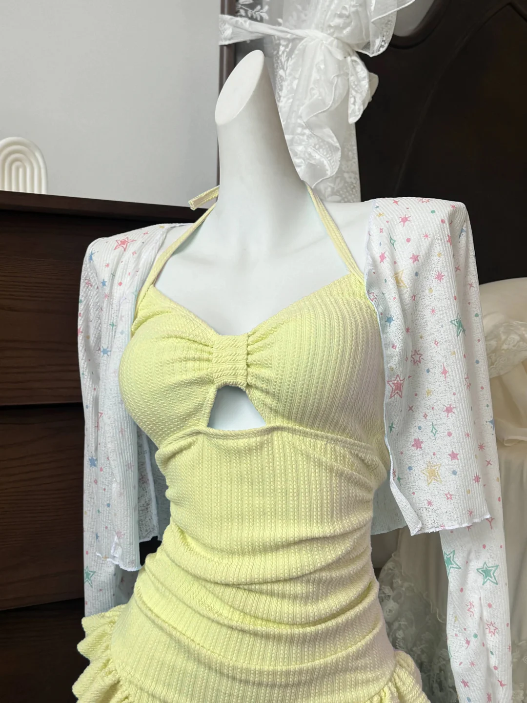 155cm穿泳衣显矮？高腰设计把腿拉到胸口！