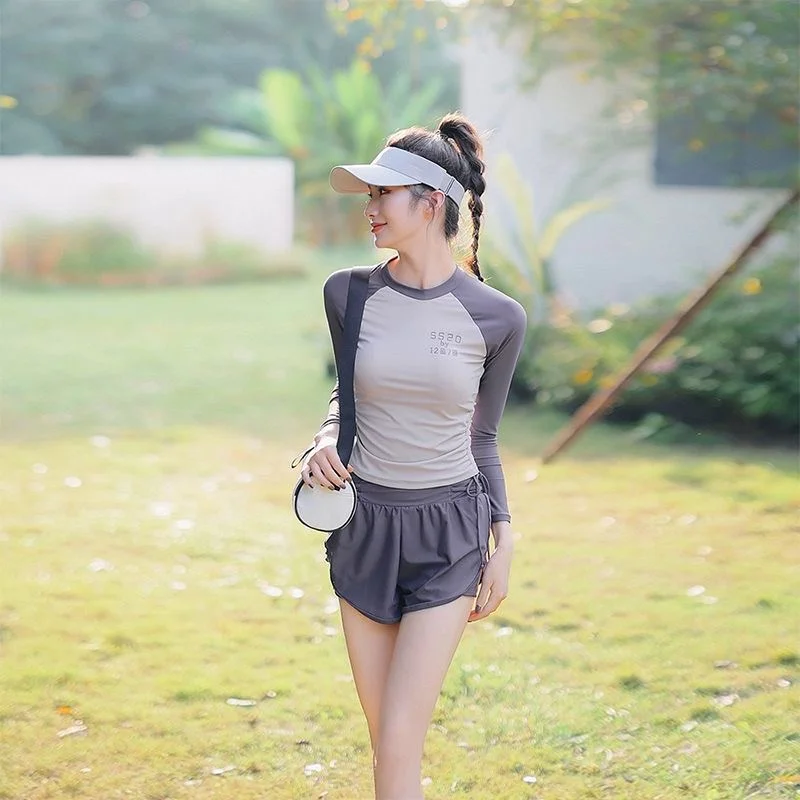 遮肚神器?分体泳衣推荐