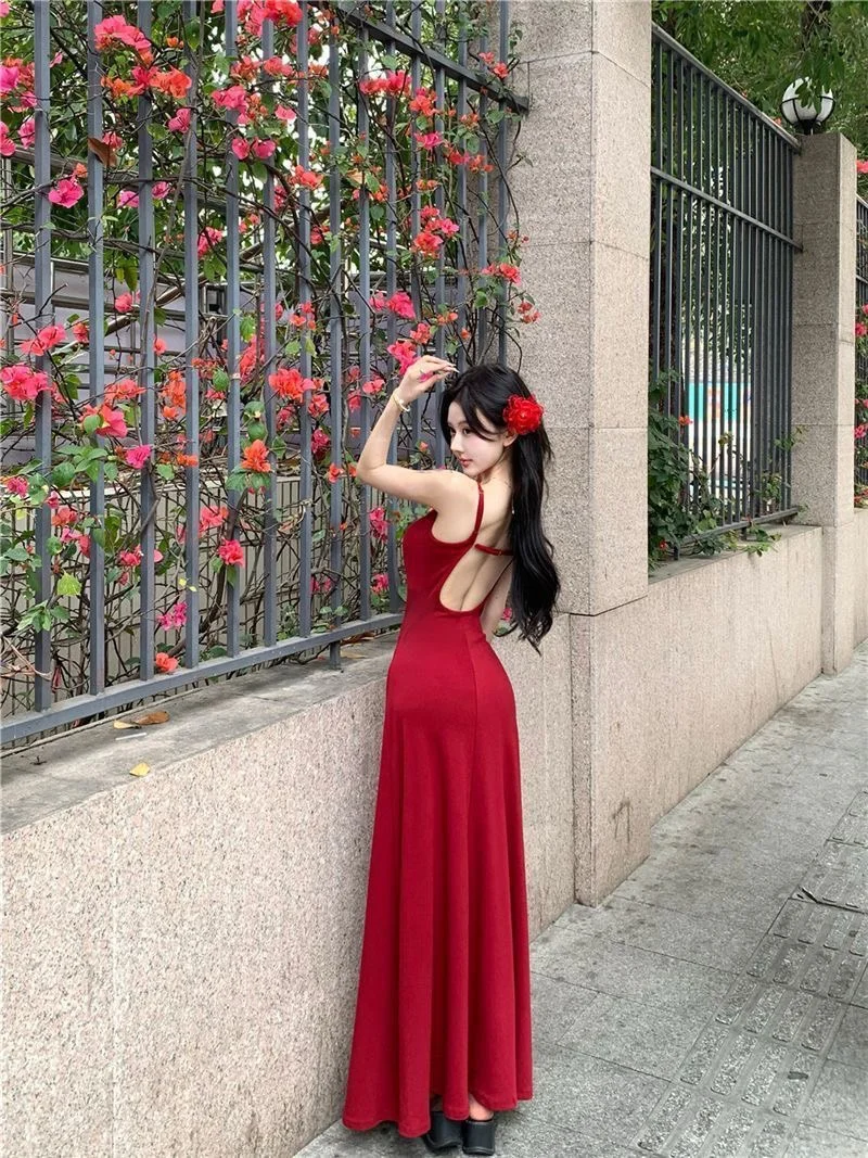 你与妩媚动人只差这条红裙?