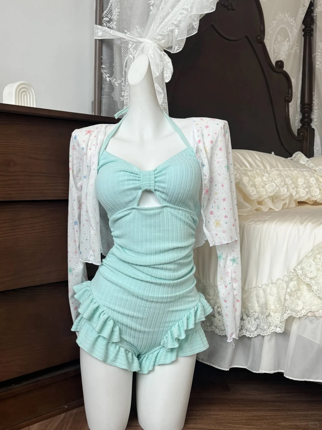 155cm穿泳衣显矮？高腰设计把腿拉到胸口！