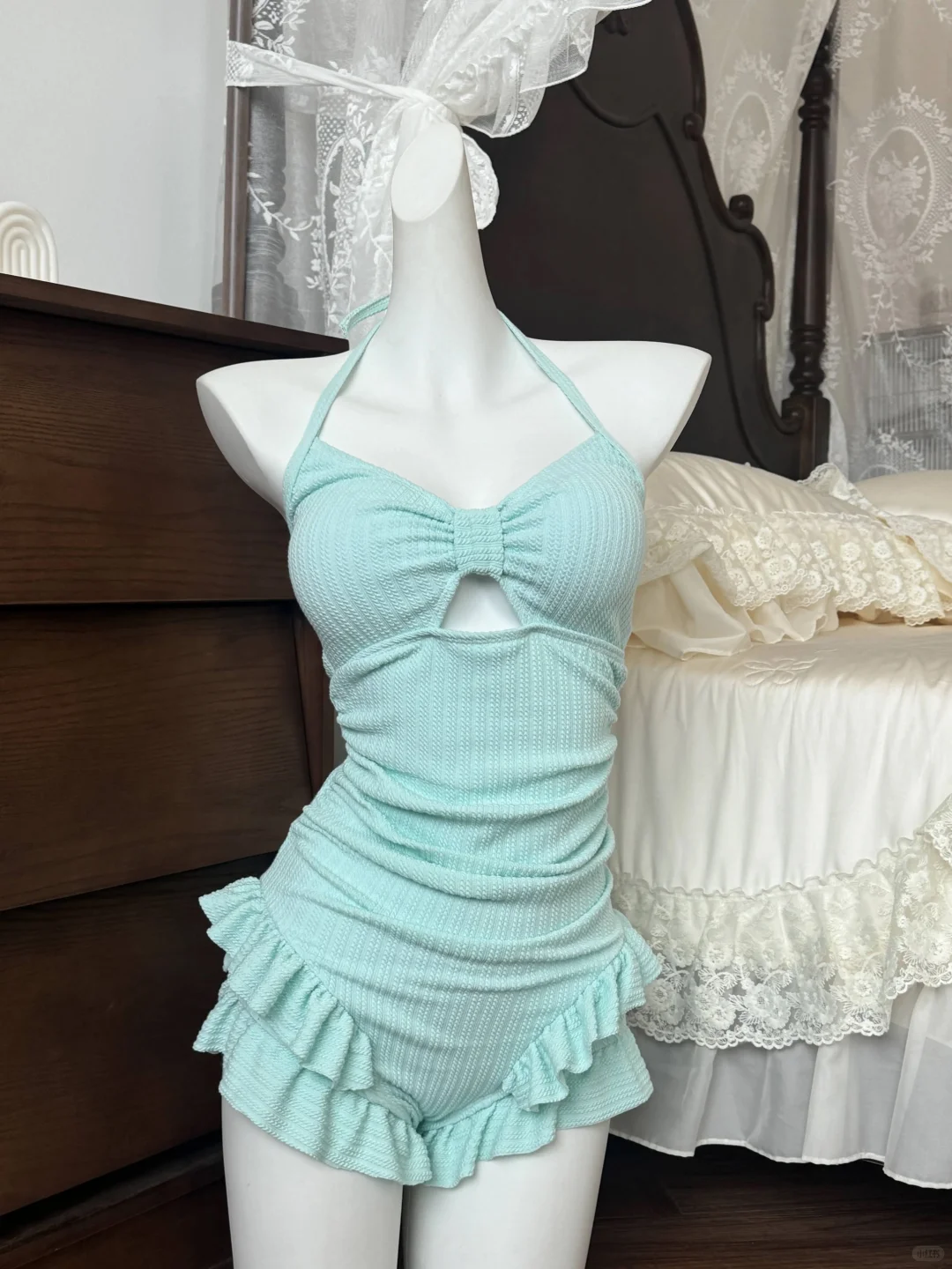 155cm穿泳衣显矮？高腰设计把腿拉到胸口！