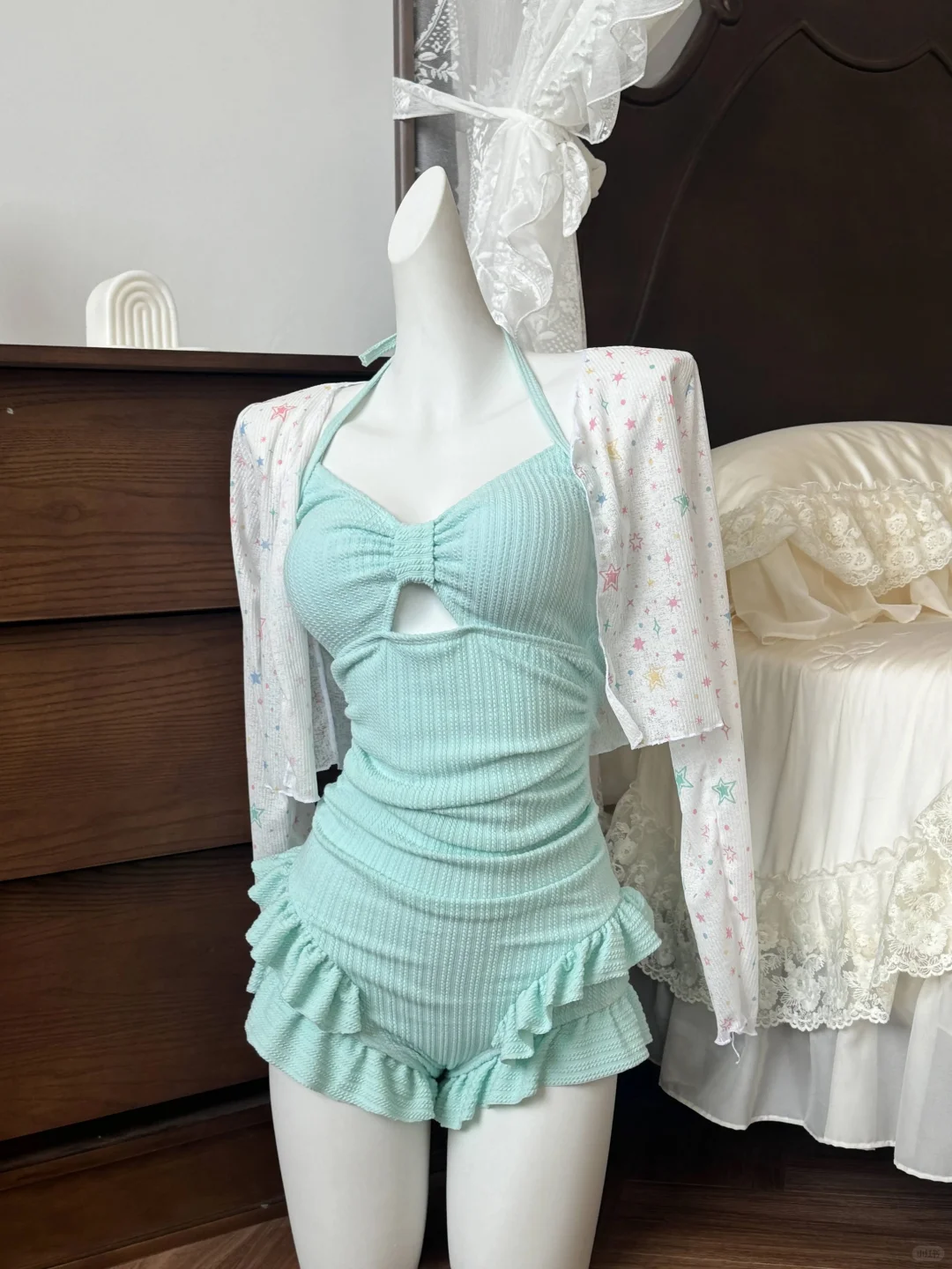 155cm穿泳衣显矮？高腰设计把腿拉到胸口！