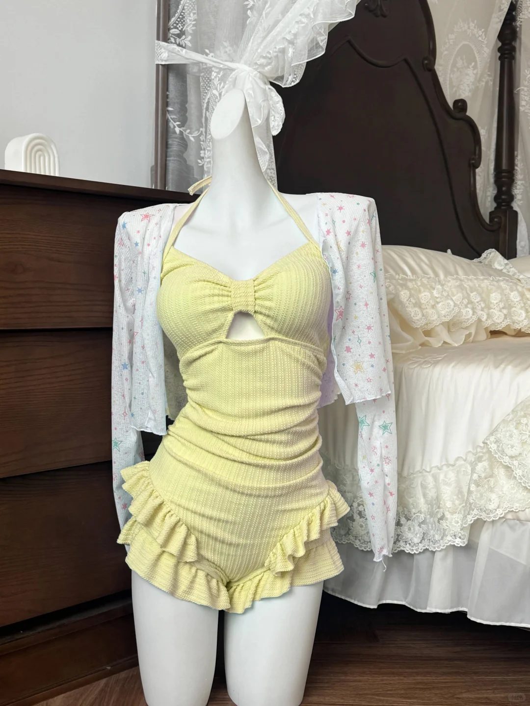 155cm穿泳衣显矮？高腰设计把腿拉到胸口！