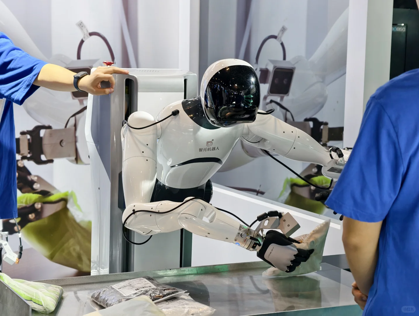 WAIC感受：今年AI产业真的爆发了