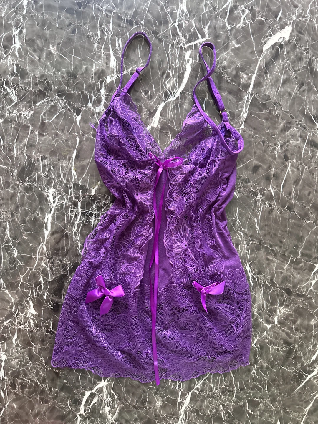 向左滑一下！！这套紫色太撩人