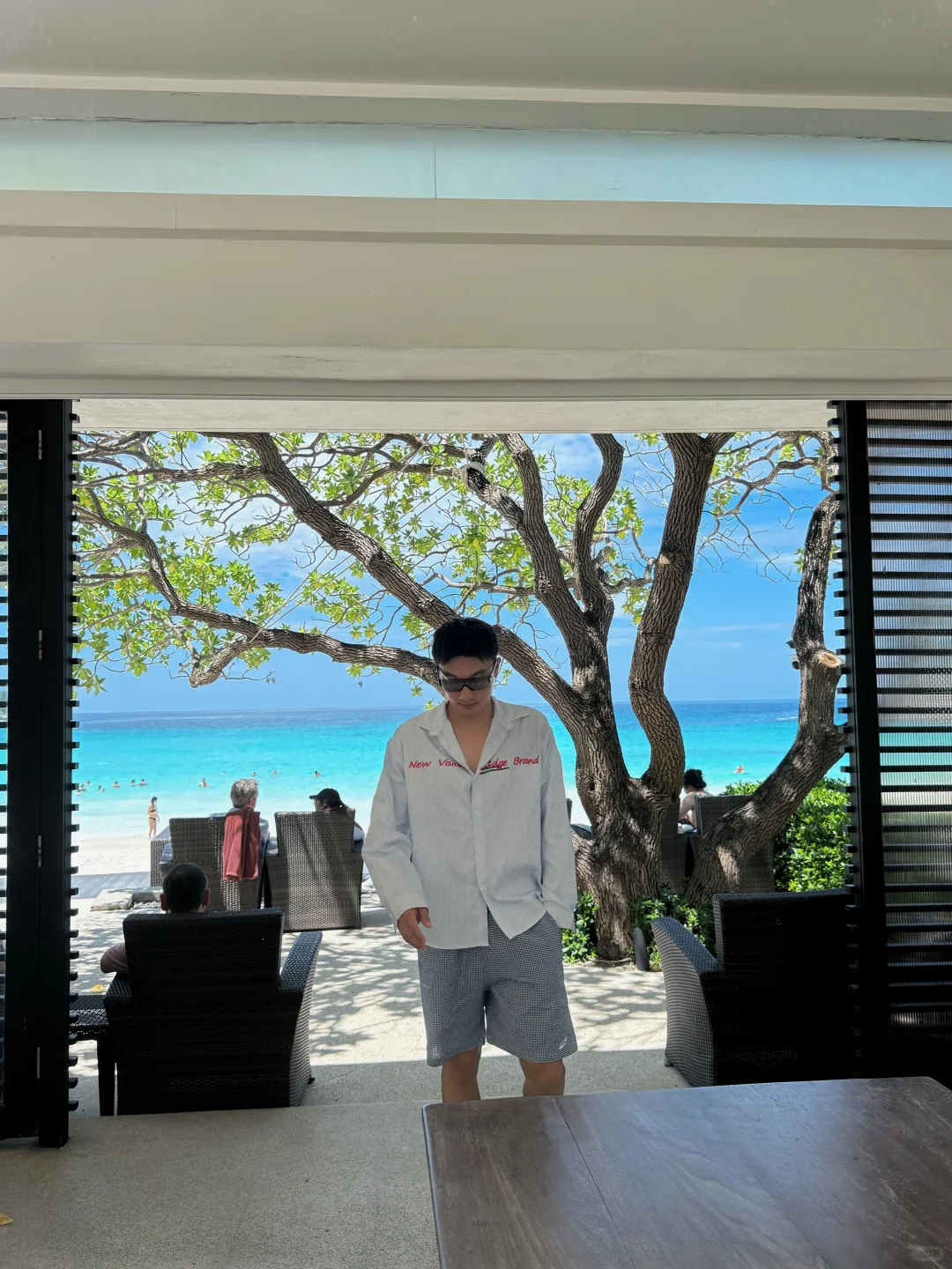 18图放送? 皇帝岛拉查酒店