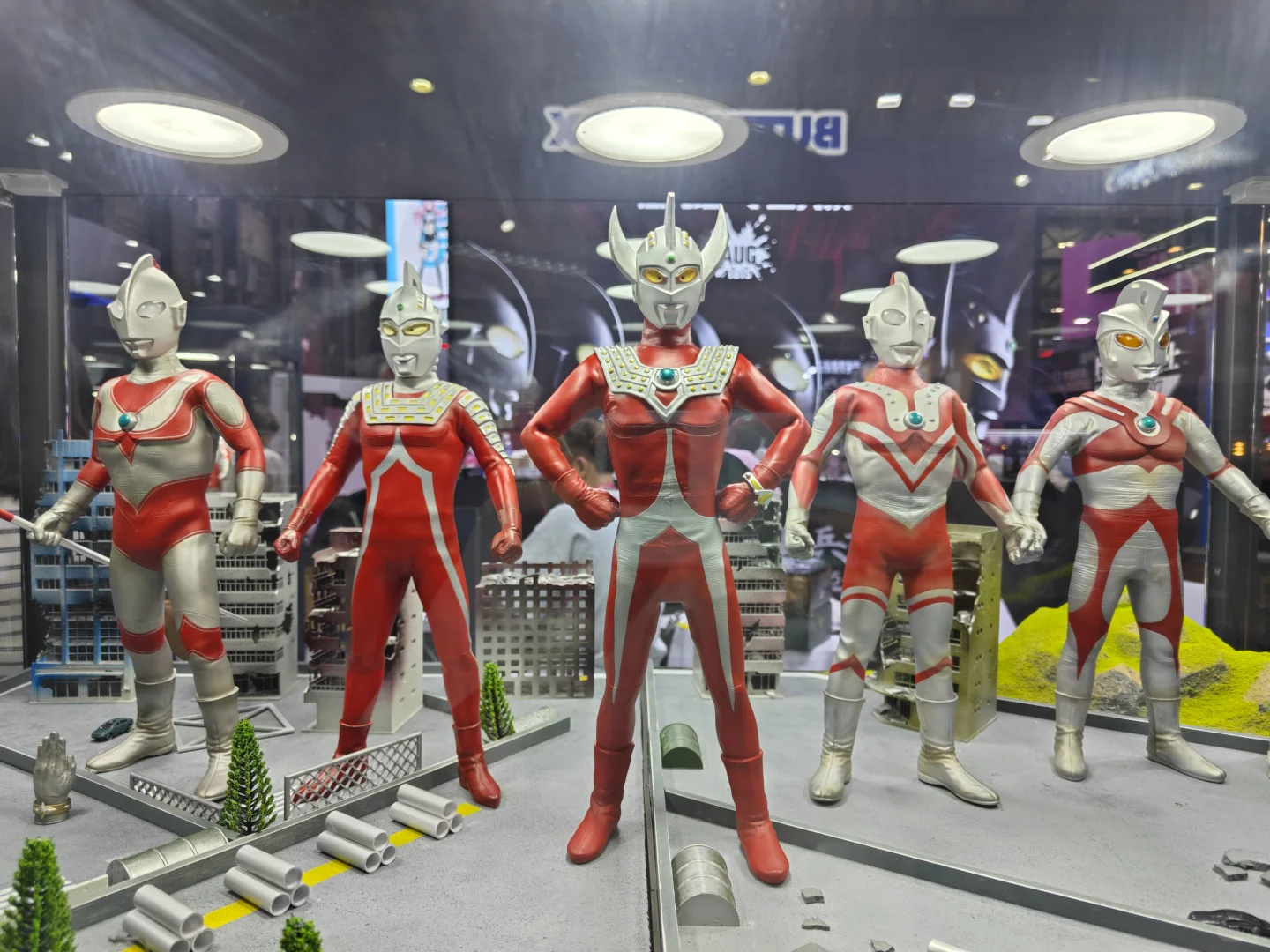 ChinaJoy2025抢先看之奥特曼展台震撼手办