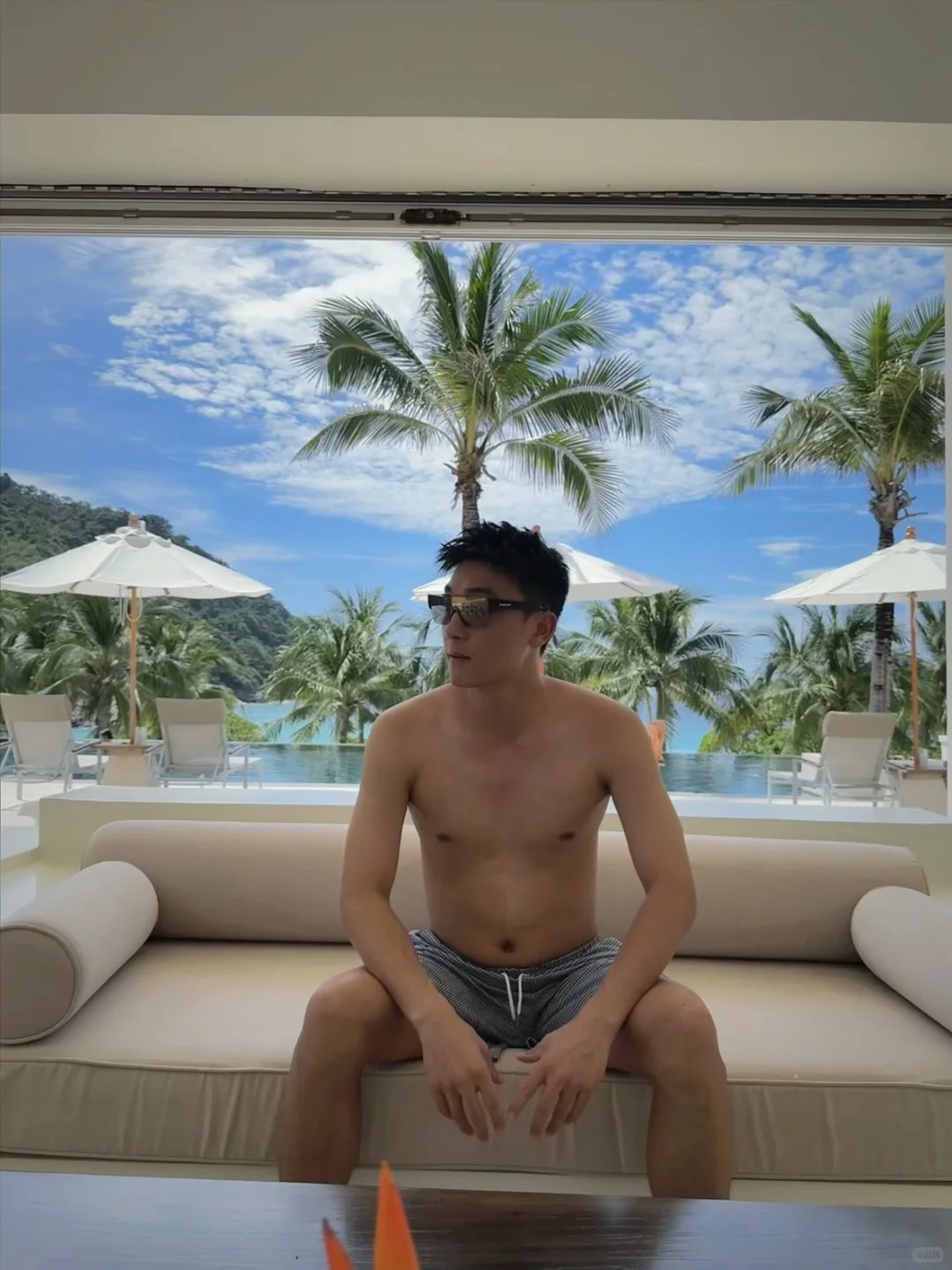 18图放送? 皇帝岛拉查酒店