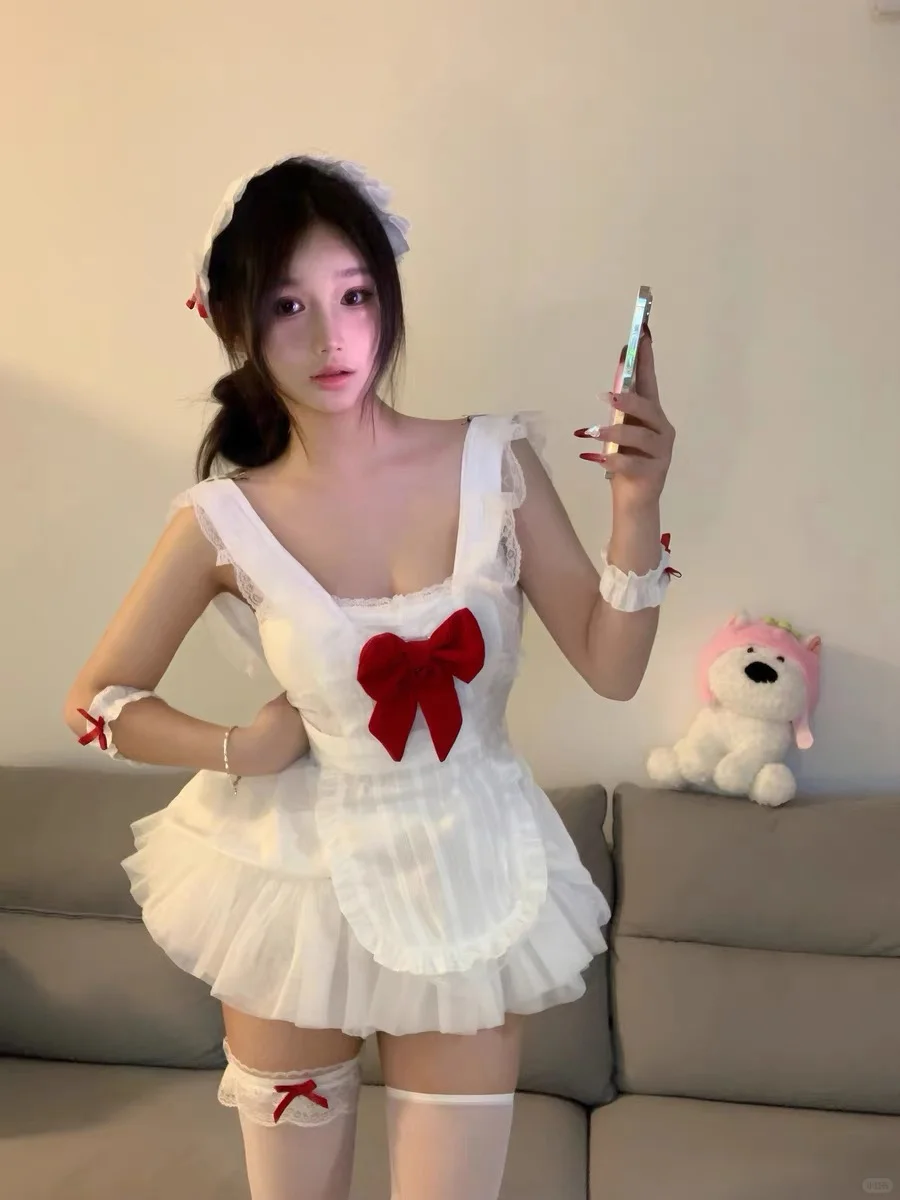 谁懂啊? 纯欲女仆装直接杀疯！！?