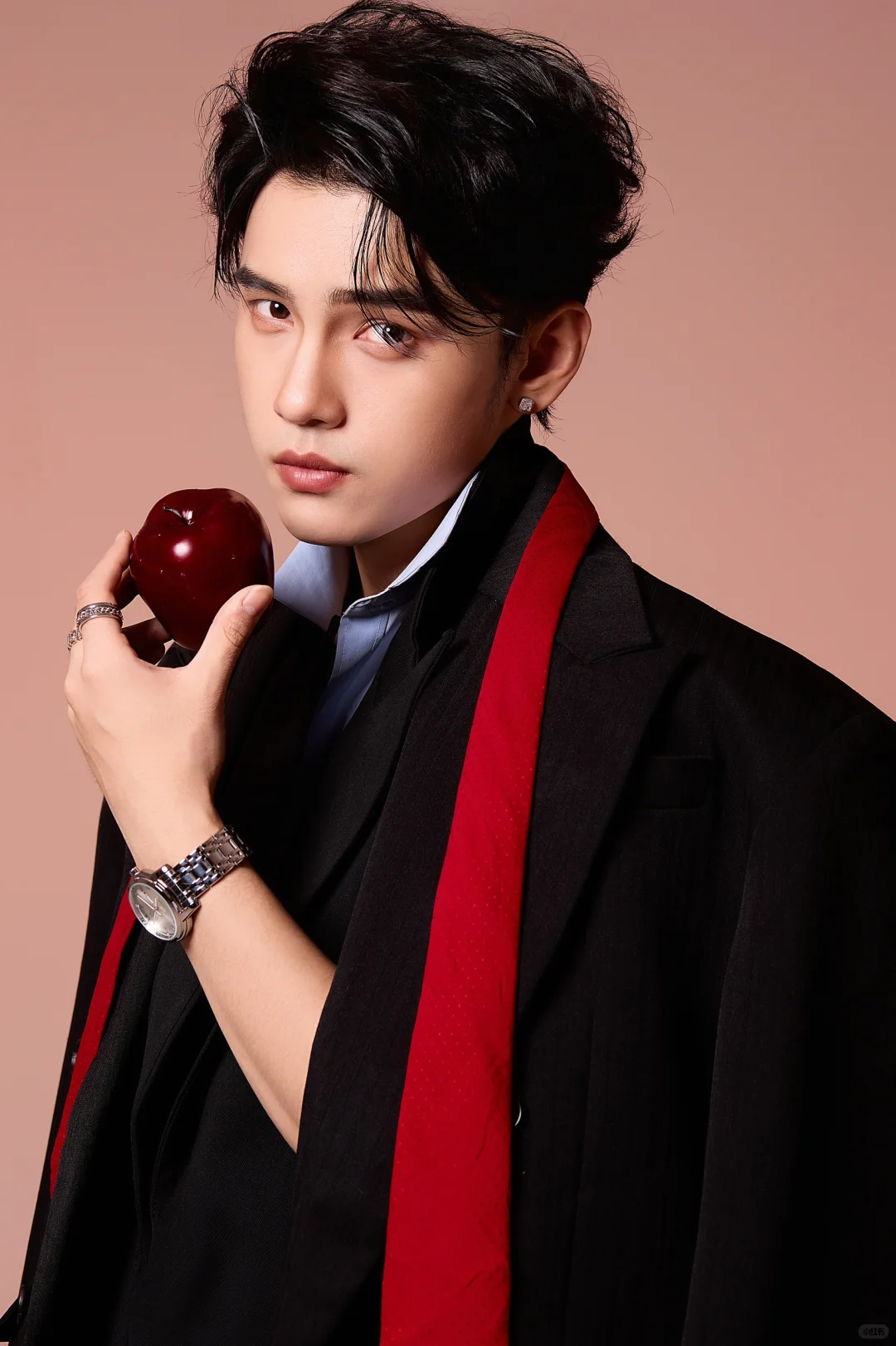 看着我！！！拿什么抵抗我?